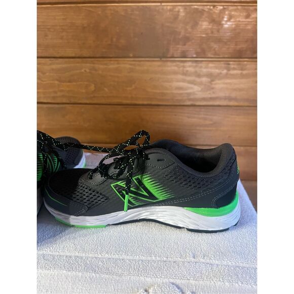 New Balance Kid's 680 V6 Lace-up Shoe, Magnet/Vibrant Spring/Black Sz 3.5 - Picture 5 of 9